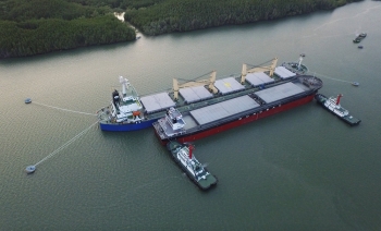 Haivanship tug assist M/V Truong Minh Fortune (56,566 DWT) mooring buoys Haivanship-BP10