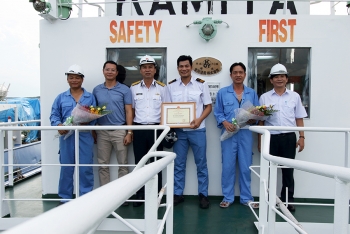 Haivanship Honored with marine salvage Service Award for Outstanding Service to the marine Salvage Industry