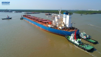 Coal Transshipment by FOTP Lena for M/V MARAN INNOVATION at Buoys Bp4 (Go Gia River - VietNam)