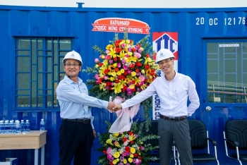 Assisting First Gas tanker vessel berthing at Hyosung Vina Chemicals port.