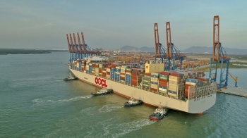 Haivanship Successfully Assists the Arrival and Berthing of OOCL SPAIN, the World's Largest Container Vessel, at Gemalink Port