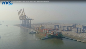 MV Phoenix Makes Historic Berthing at HHIT Port with Haivanship's Expert Tugboat Assistance