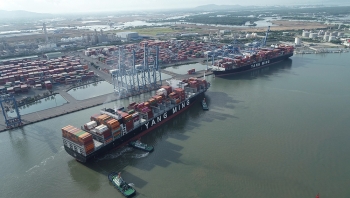 Haivanship Assists YM Totality's Berthing at TCIT Port, Vietnam