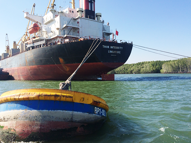 Midstream buoys (Floating Terminal) Midstream buoys (Floating Terminal)