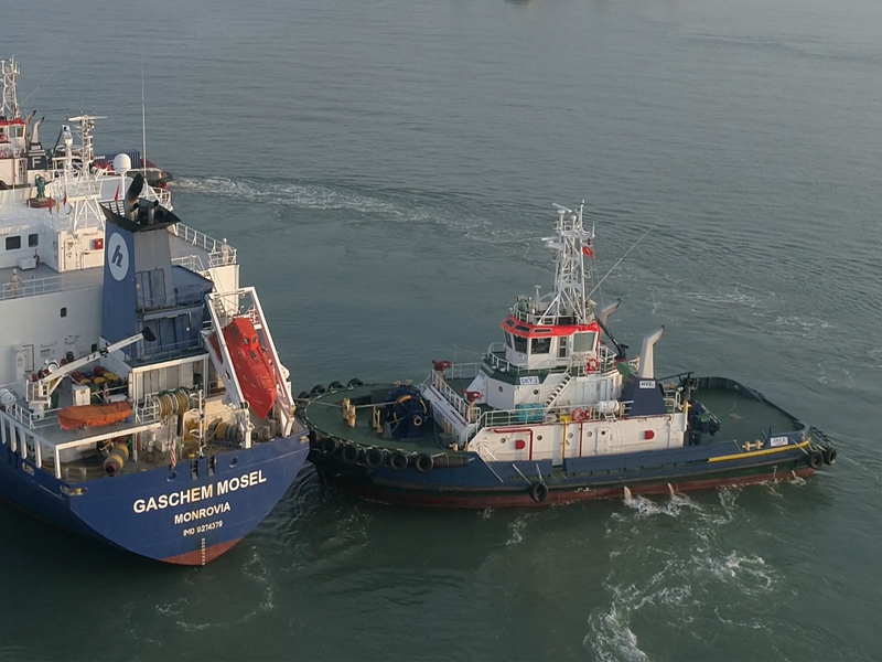 SKY 2 ASD harbor tug operated by HVS Marine providing ship towage services in Vietnam
