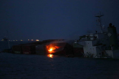 Salvage marine services