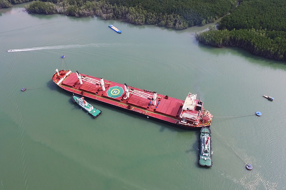 waterway transporation in vietnam