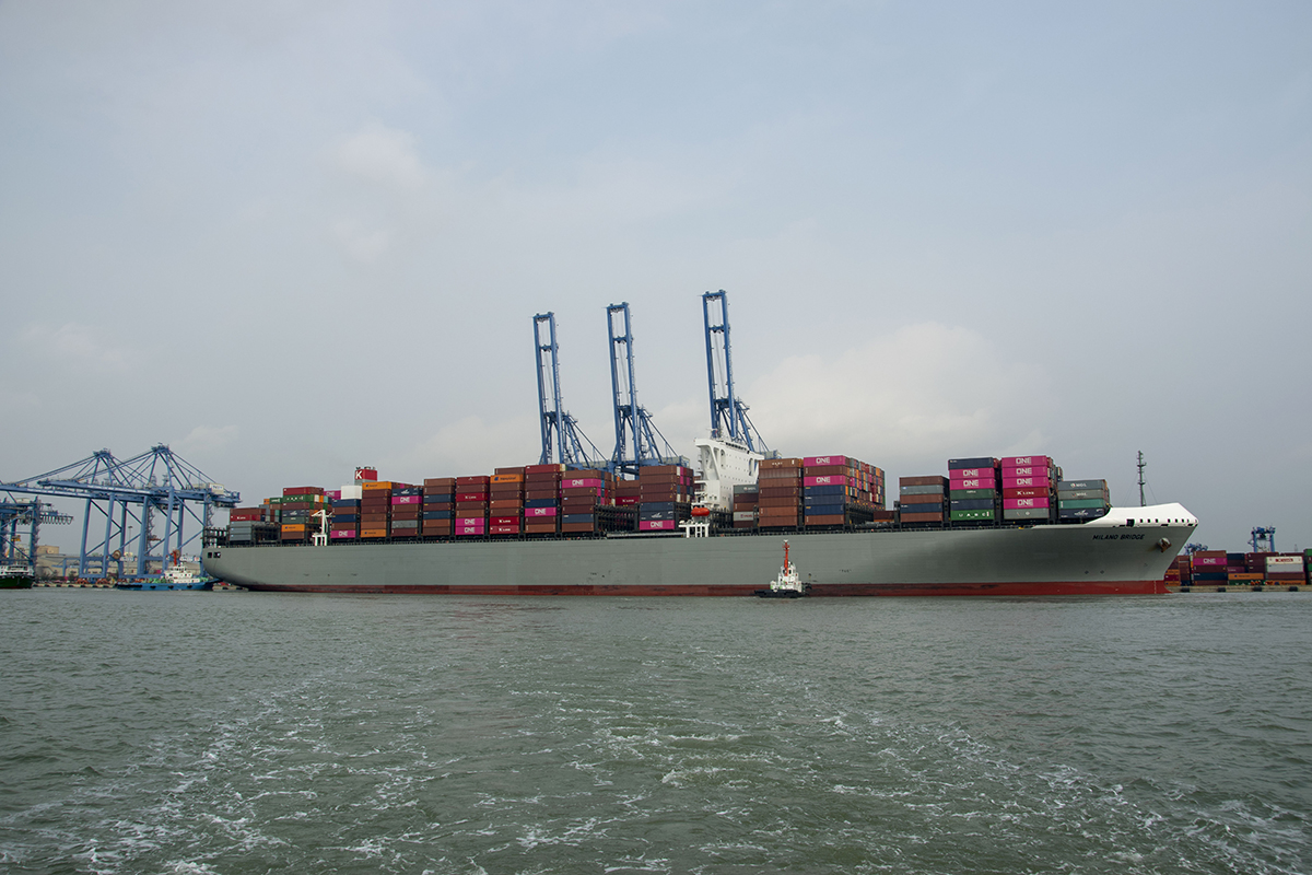 Tugboat in Vietnam