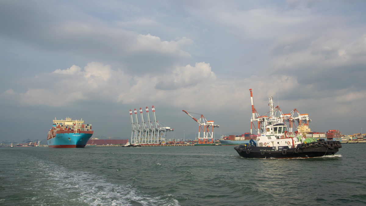 escorting vessel